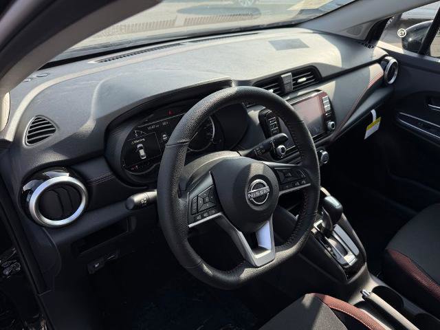 New 2025 Nissan Versa SR w/ Trunk Package image 17