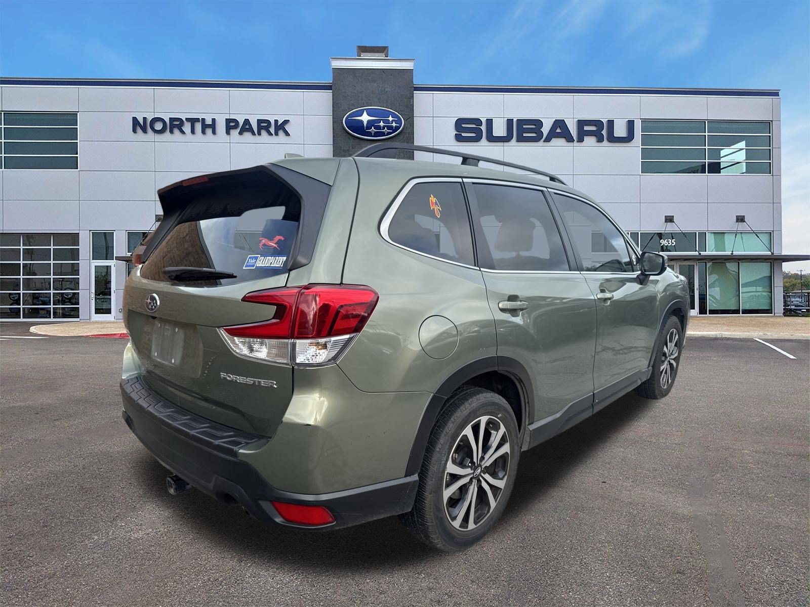 Used 2019 Subaru Forester Limited w/ Popular Package #3 AWD/4WD image 3