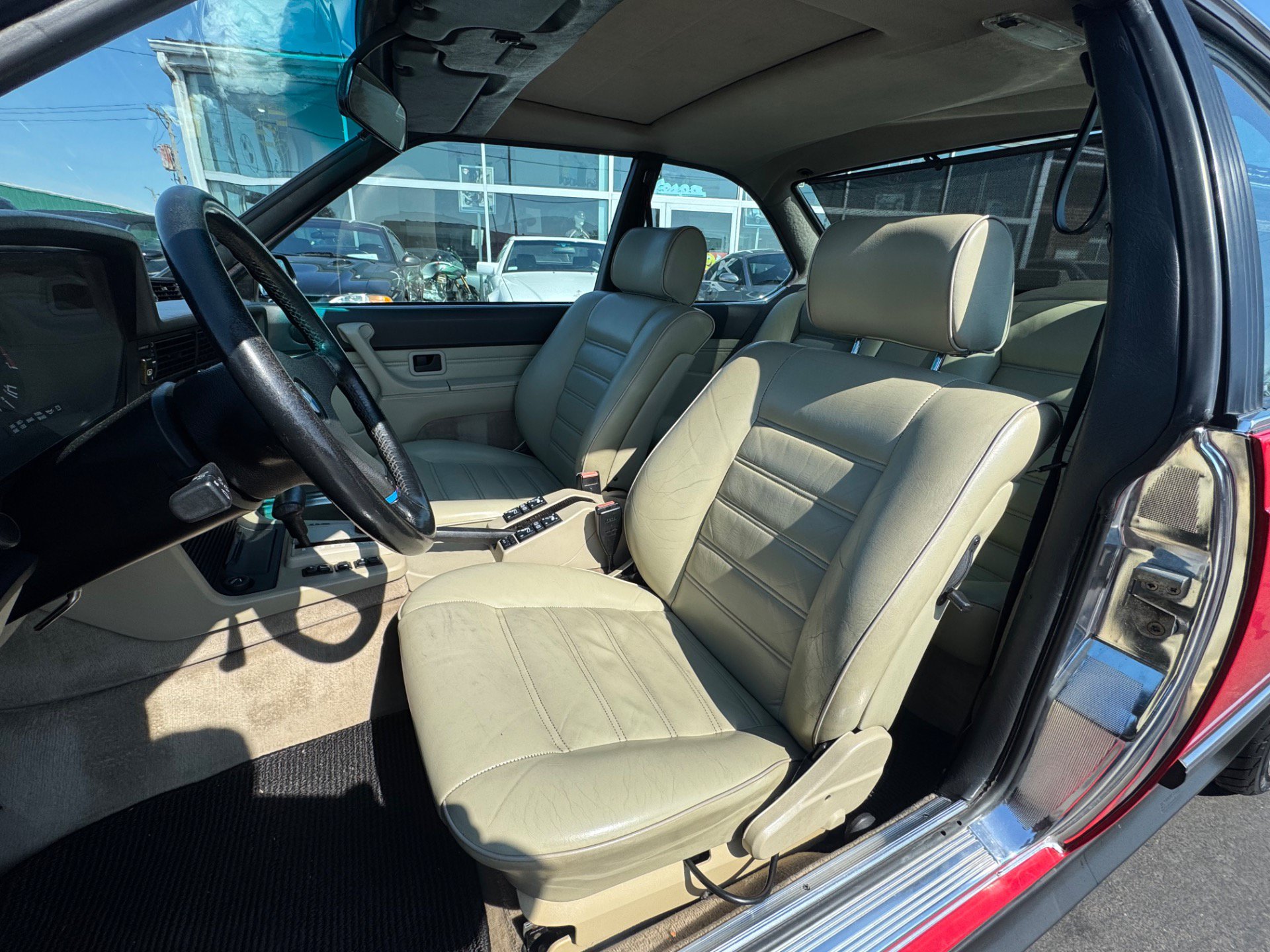 Used 1987 BMW 635CSi Coupe RWD image 2