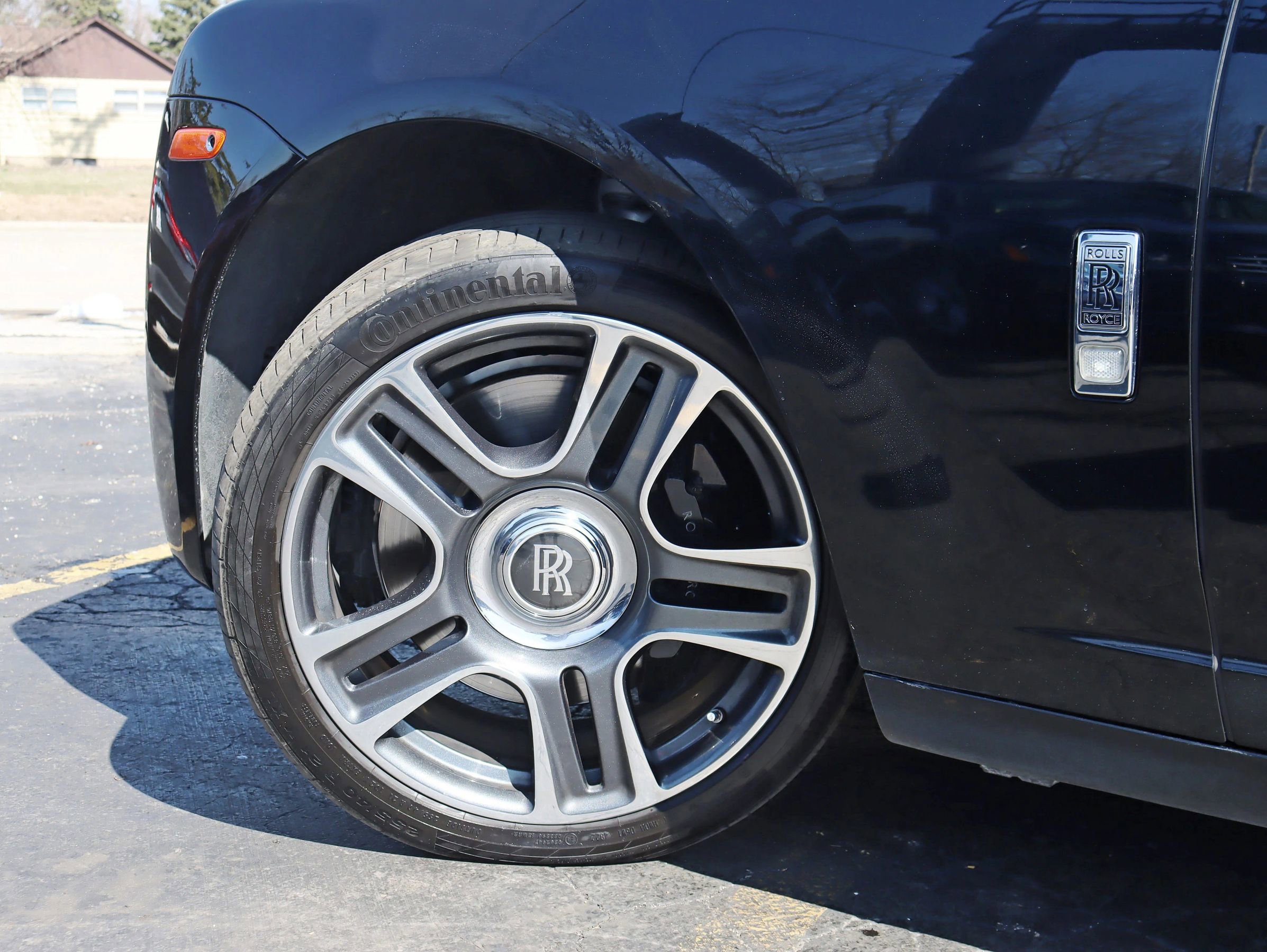 Used 2015 Rolls-Royce Ghost image 17