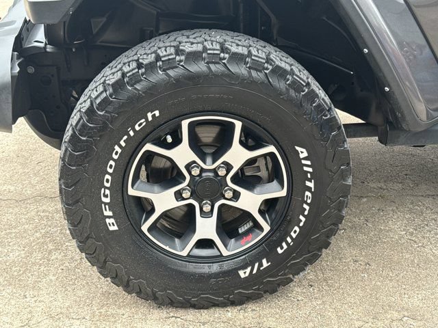 Used 2021 Jeep Wrangler Unlimited Rubicon AWD/4WD image 13