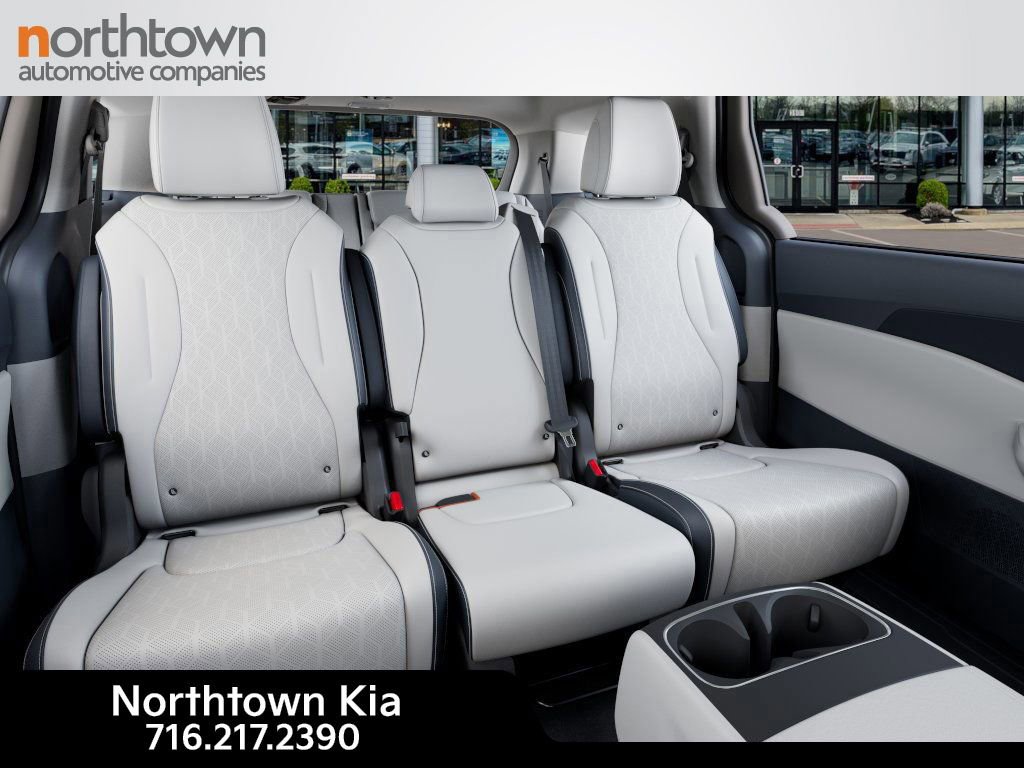 New 2026 Kia Carnival EX image 17