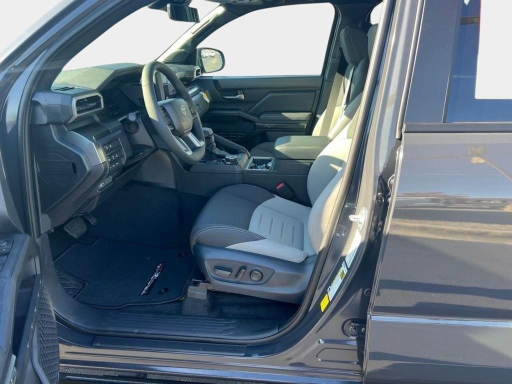 New 2025 Toyota Tacoma TRD Off-Road image 11