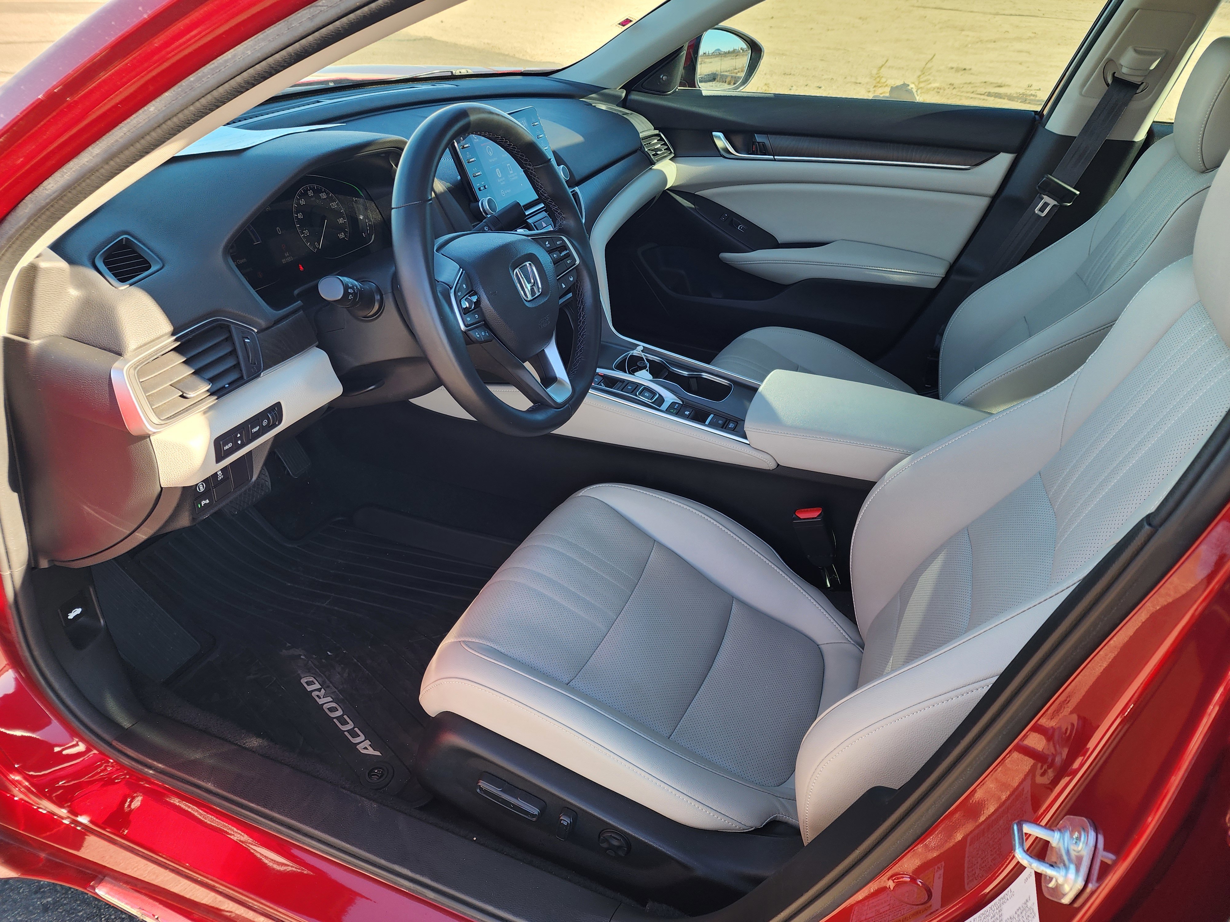 Used 2022 Honda Accord Touring image 15
