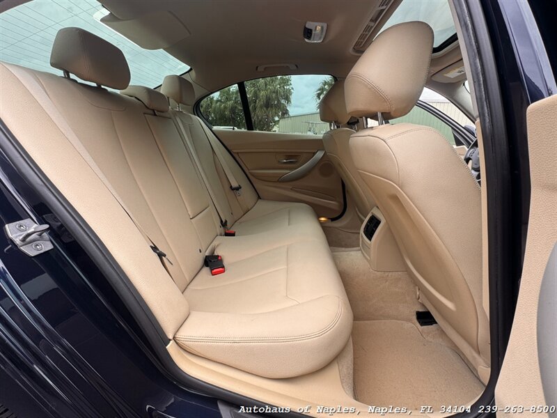 Used 2015 BMW 320i Sedan RWD image 14