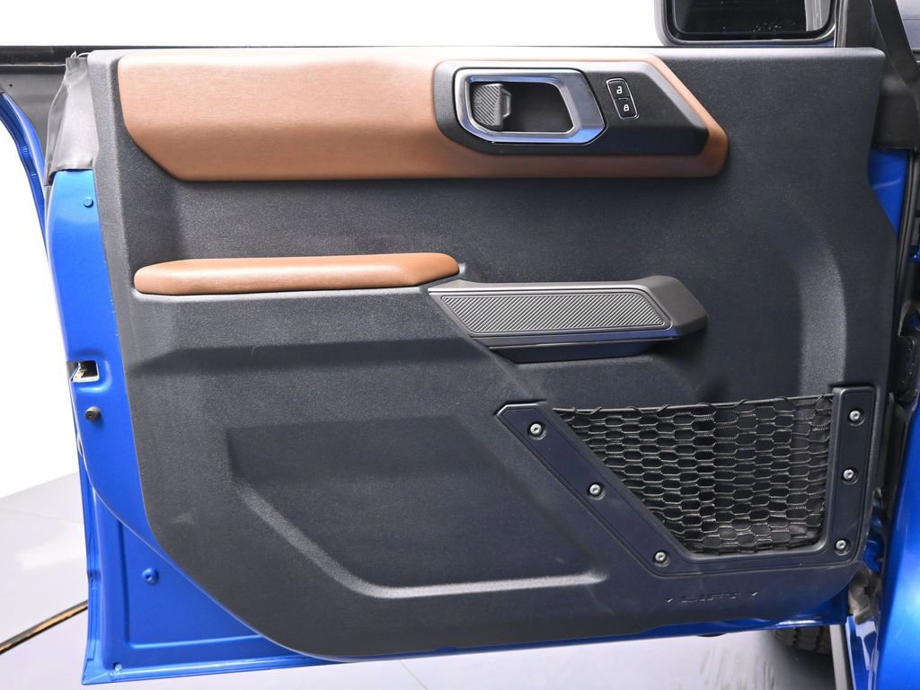 Used 2022 Ford Bronco Outer Banks image 19