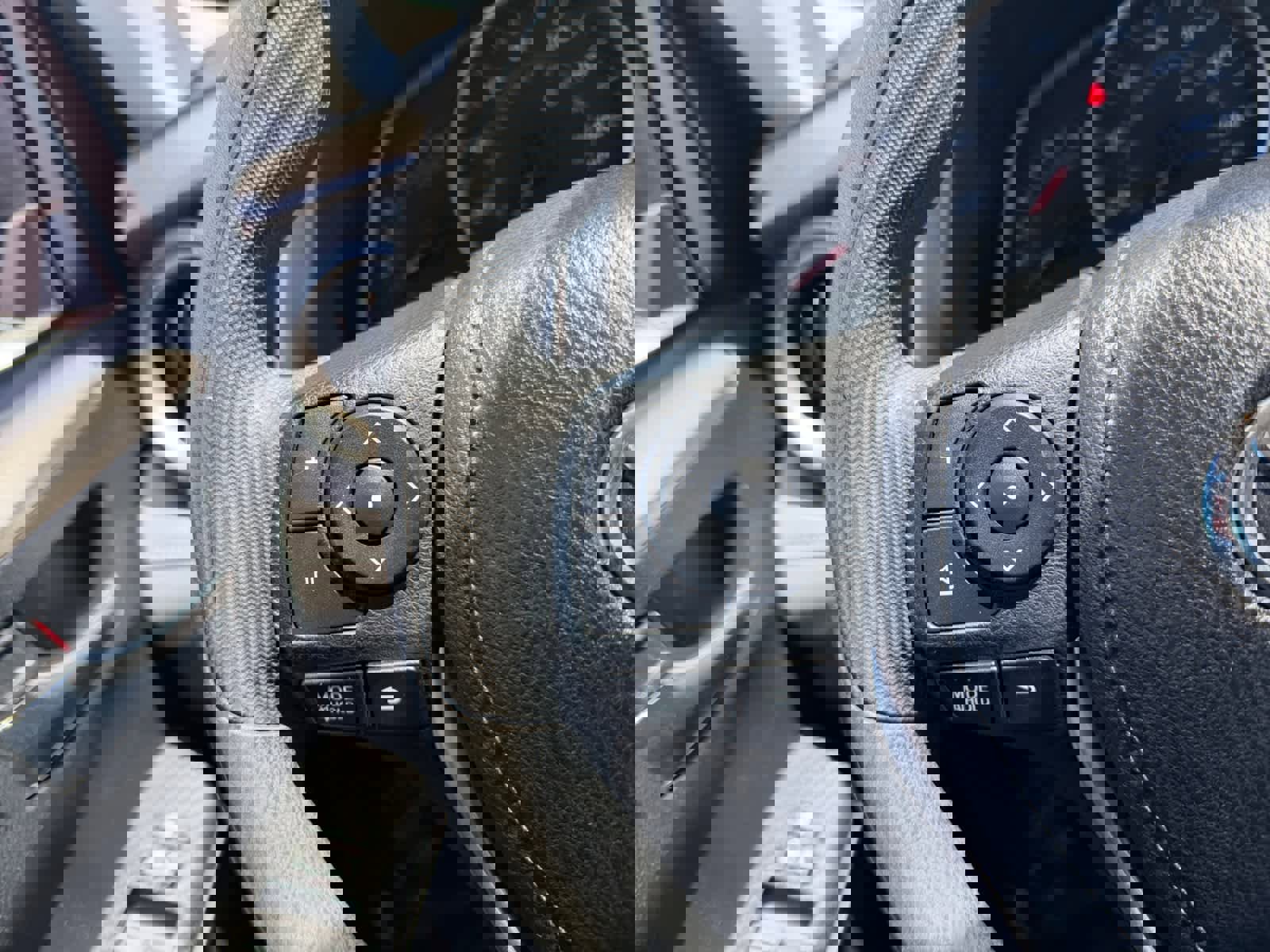 Used 2014 Toyota RAV4 XLE AWD/4WD image 21