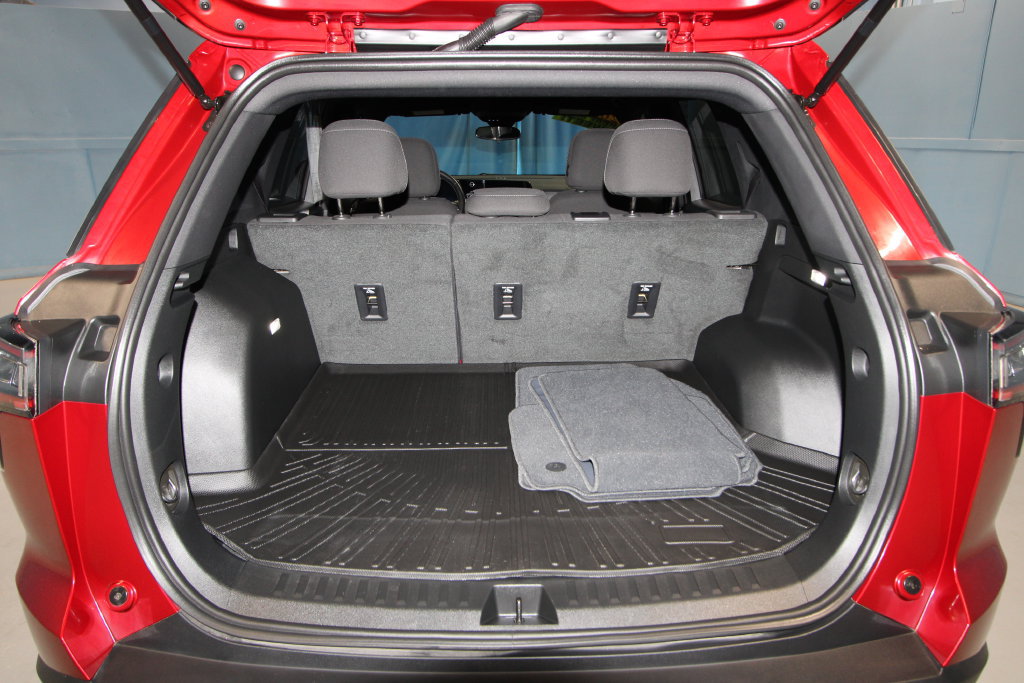 Used 2026 Chevrolet Equinox LT FWD image 34