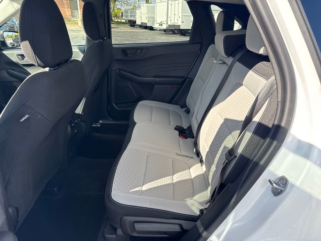 Used 2023 Ford Escape Active w/ Cold Weather Package FWD image 16