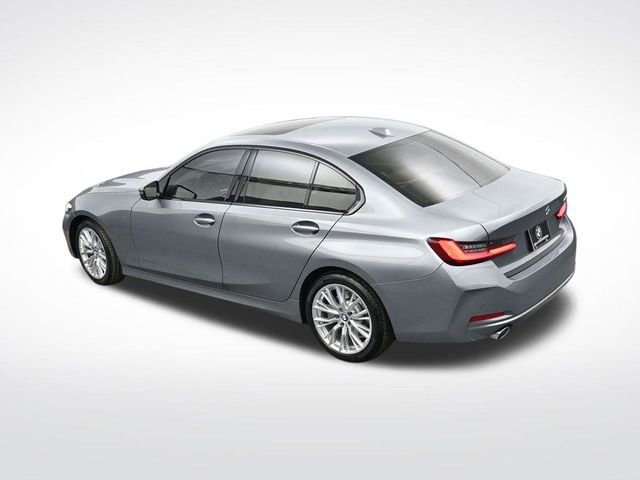 Used 2023 BMW 330i Sedan w/ Driving Assistance Package image 28