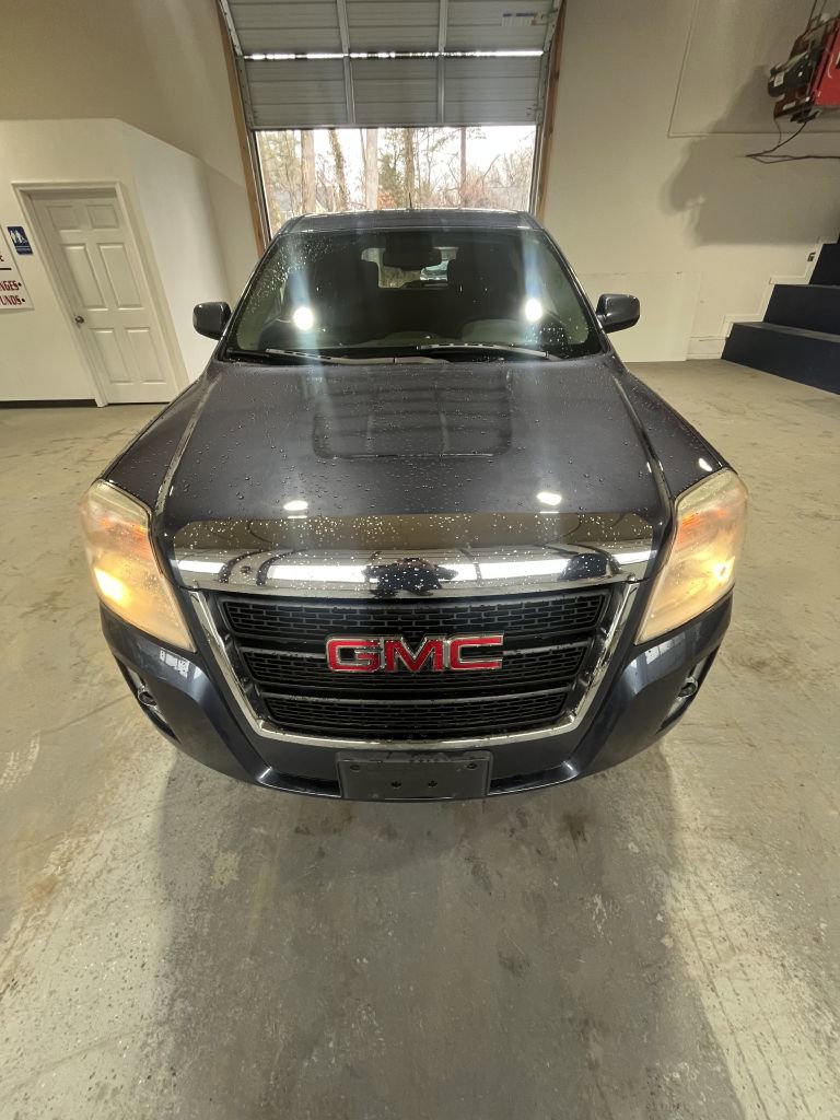 Used 2013 GMC Terrain SLE image 2