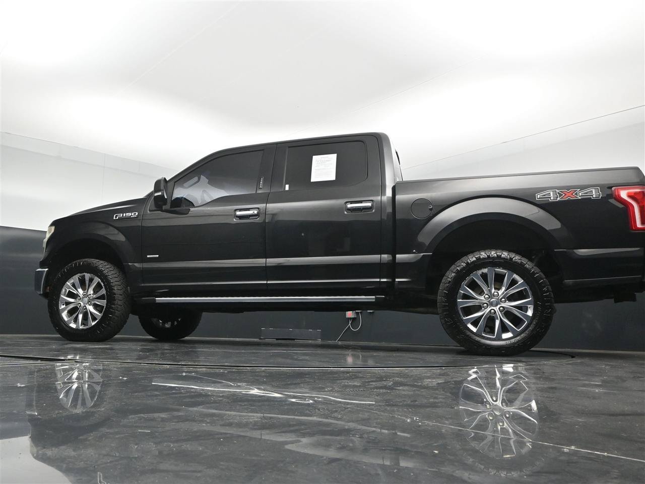 Used 2015 Ford F150 XLT w/ Equipment Group 302A Luxury AWD/4WD image 34