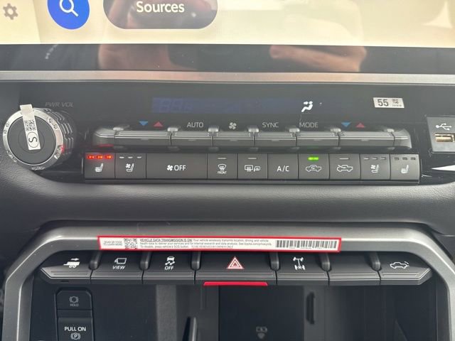 Used 2025 Toyota Tundra Platinum image 25