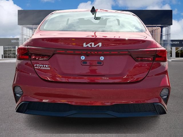 Certified 2023 Kia Forte LXS FWD image 5