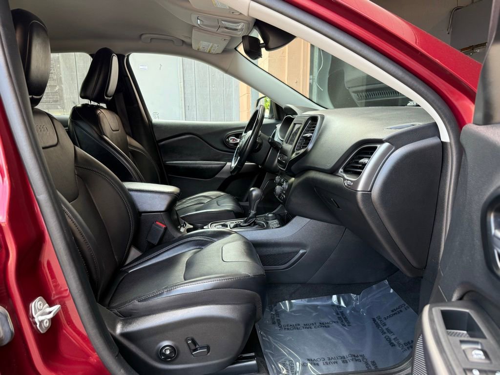 Used 2021 Jeep Cherokee Latitude Lux w/ Trailer Tow Group image 23