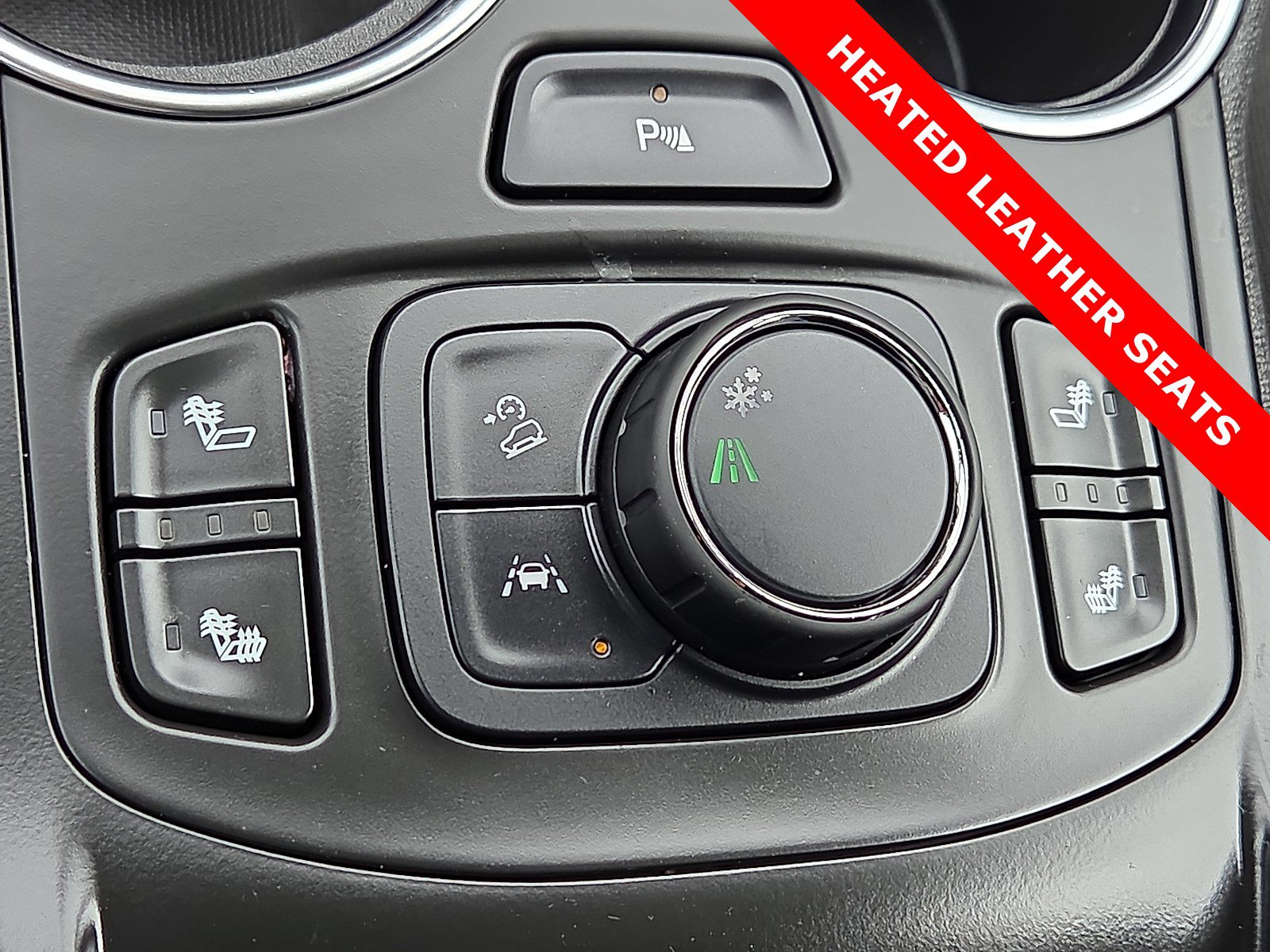 Used 2022 GMC Terrain SLT w/ Tech Package image 22