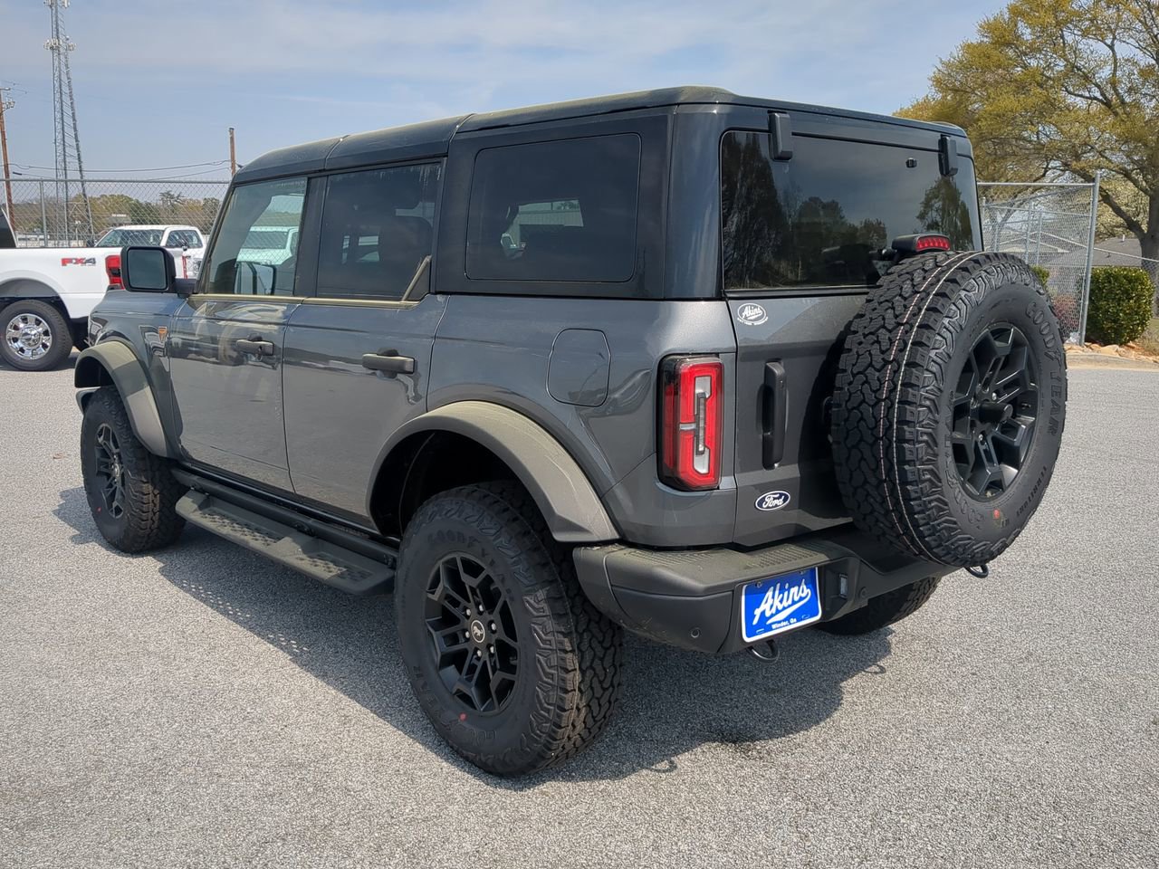 New 2026 Ford Bronco Badlands image 5