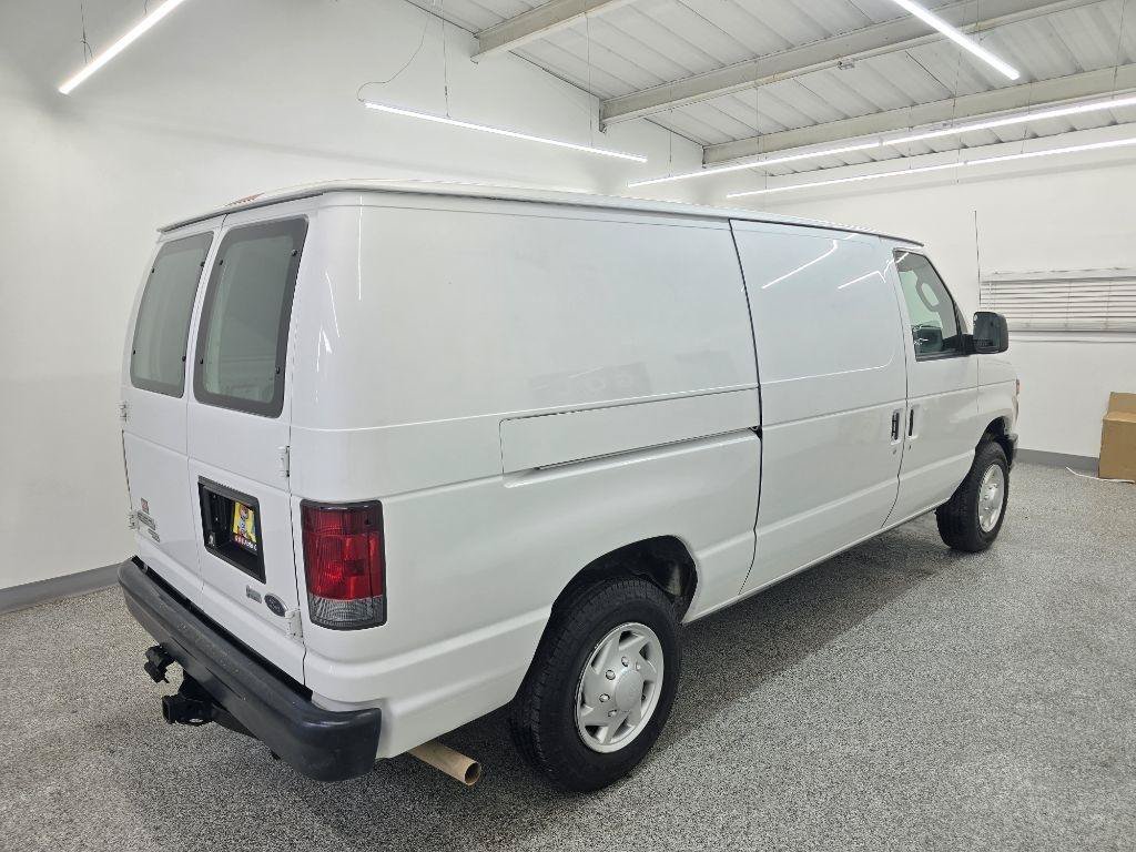 Used 2012 Ford E-150 and Econoline 150 w/ Crew Van Pkg RWD image 6