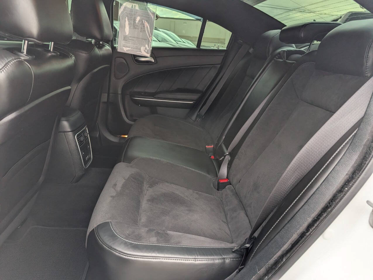 Used 2022 Dodge Charger Scat Pack w/ Dynamics Package RWD image 12