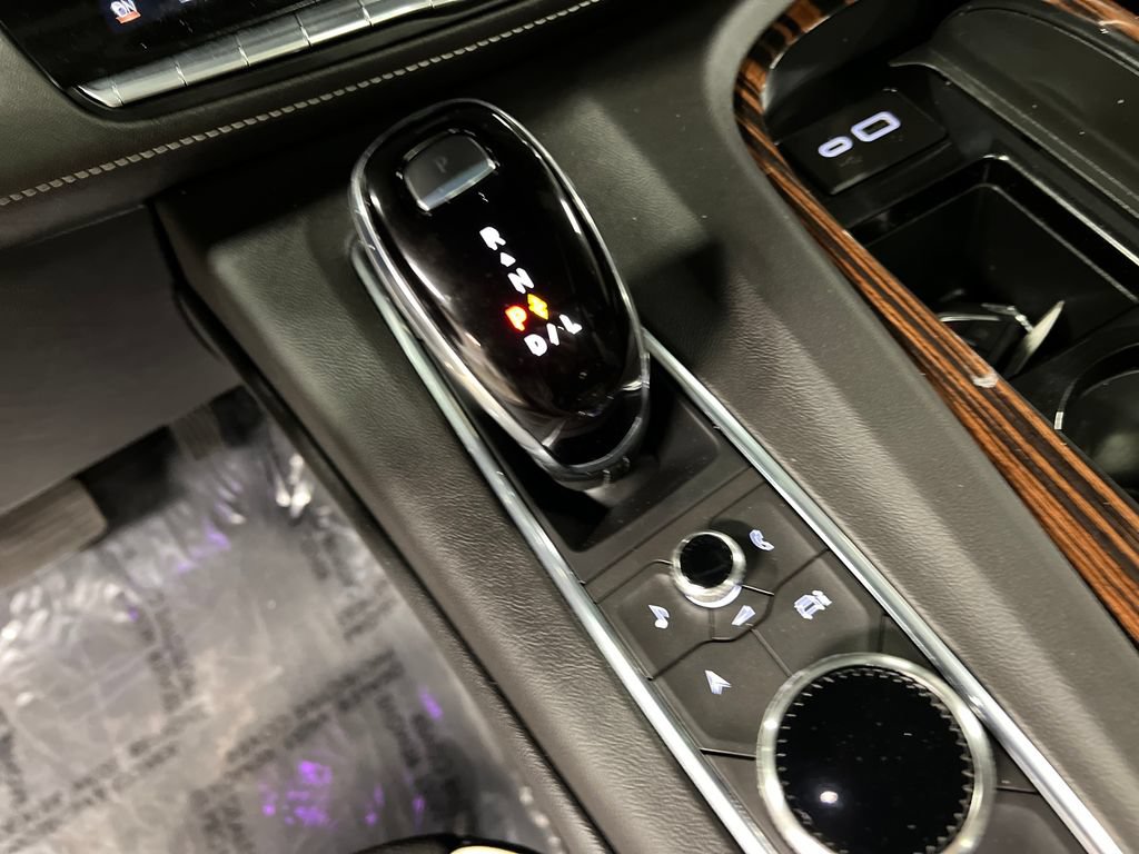 Certified 2023 Cadillac Escalade Premium Luxury w/ LPO, Floor Liner Package AWD/4WD image 26