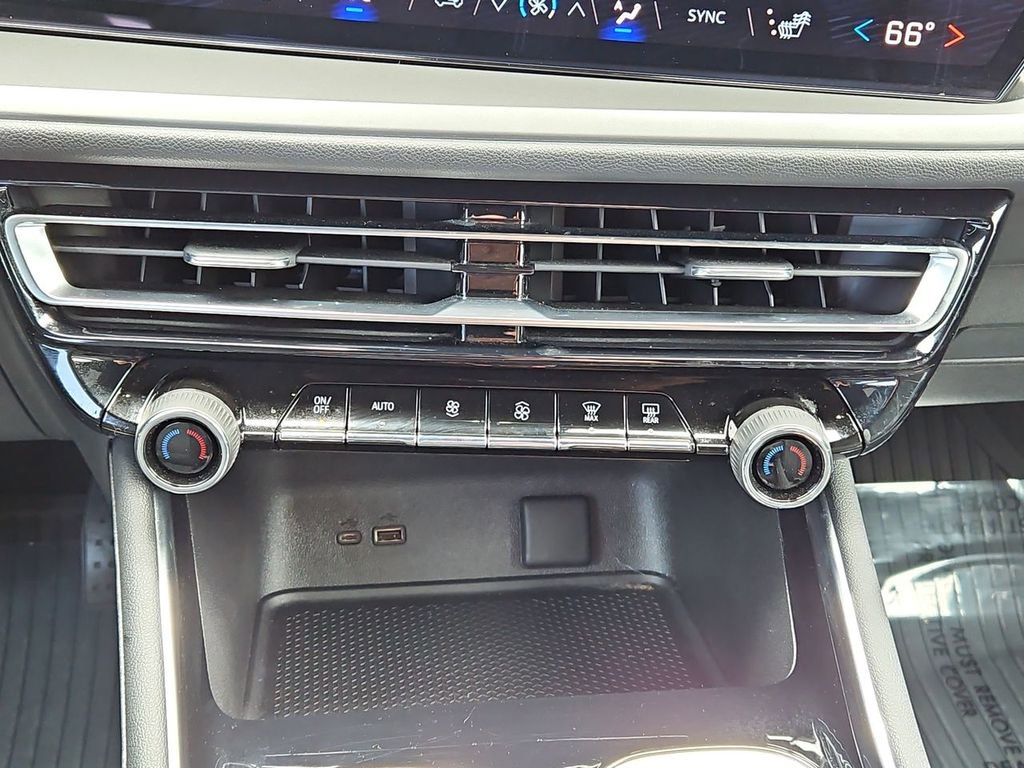Certified 2024 Chevrolet Traverse LS w/ LPO, Floor Liner Package FWD image 14
