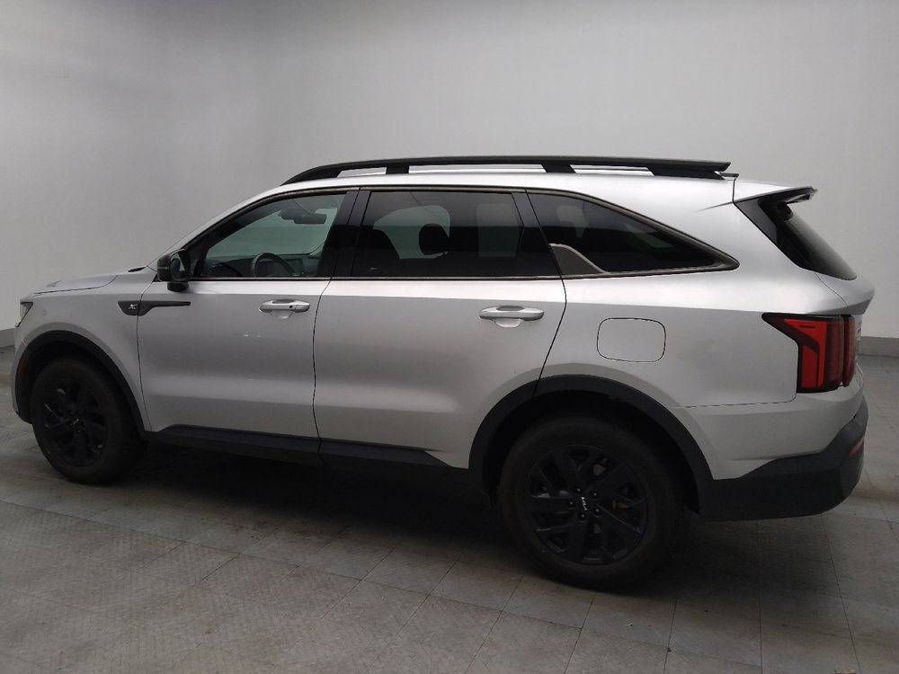 Used 2022 Kia Sorento S AWD/4WD image 3