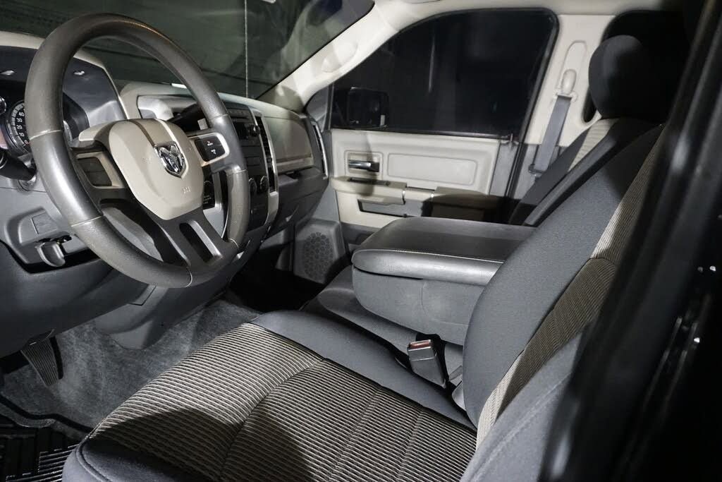 Used 2011 RAM 2500 SLT w/ Protection Group image 10