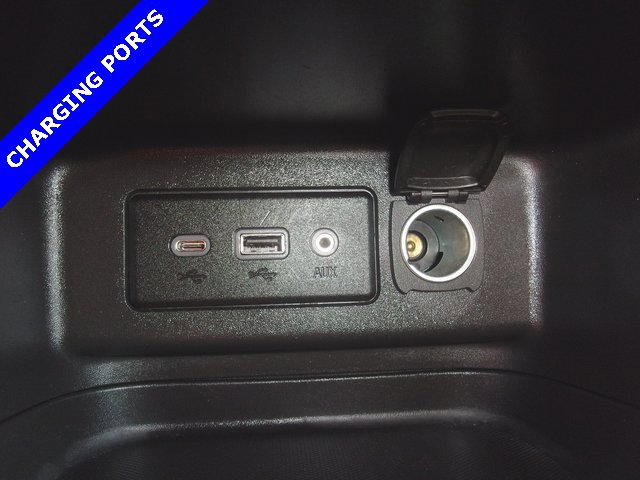 Used 2023 Chevrolet Equinox LT image 8