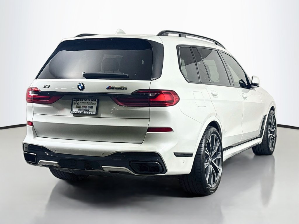 Used 2021 BMW X7 M50i w/ Dynamic Handling Package AWD/4WD image 10