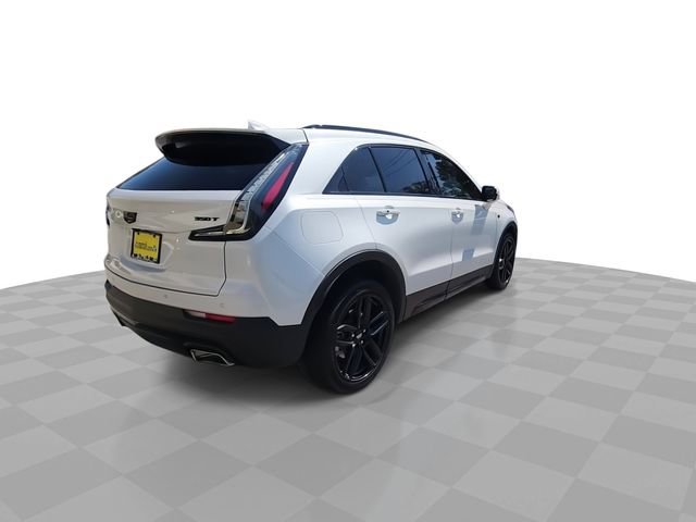 Used 2023 Cadillac XT4 Sport w/ Cold Weather Package image 8