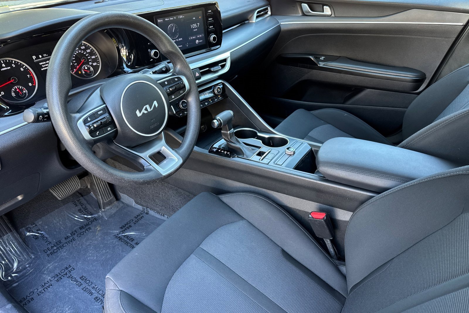 Used 2023 Kia K5 LXS image 10