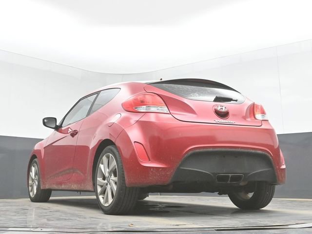 Used 2016 Hyundai Veloster FWD image 31