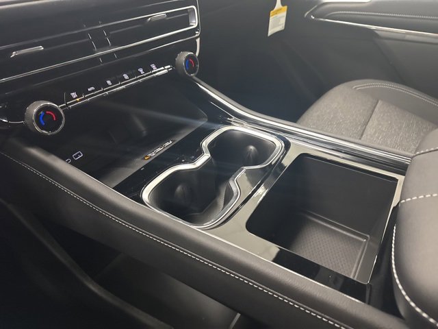 New 2026 Chevrolet Traverse LT w/ Sun and Wheel Package image 20