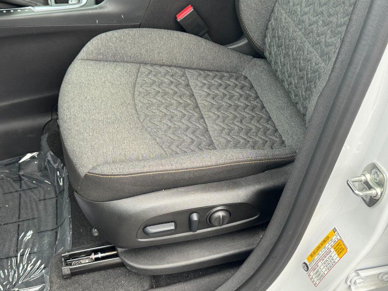Used 2024 Chevrolet Equinox LT FWD image 23