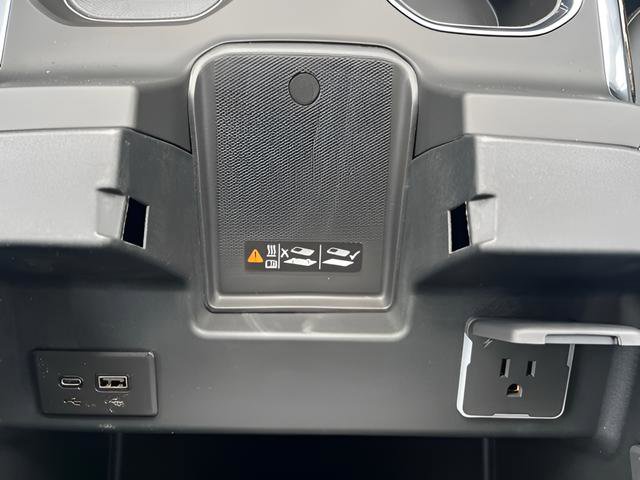 New 2026 Chevrolet Silverado 1500 RST w/ Convenience Package II AWD/4WD image 30
