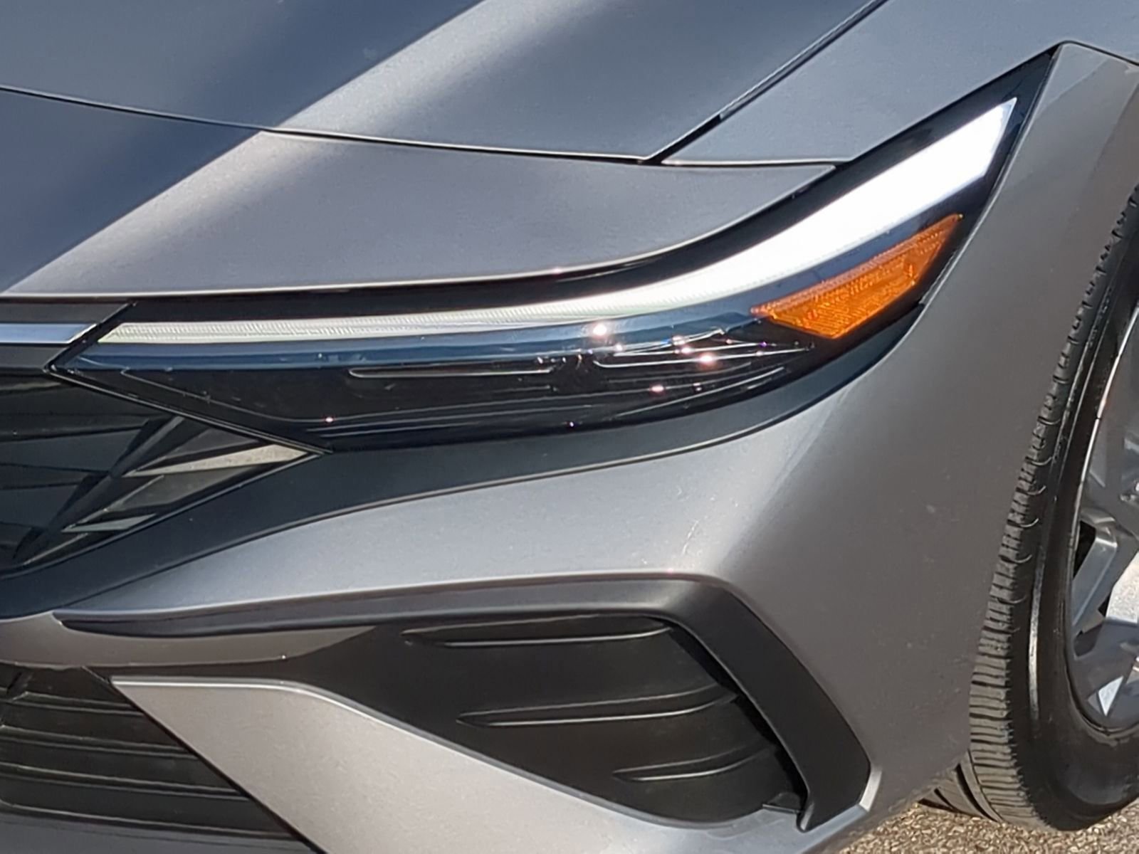 Used 2024 Hyundai Elantra SEL image 13