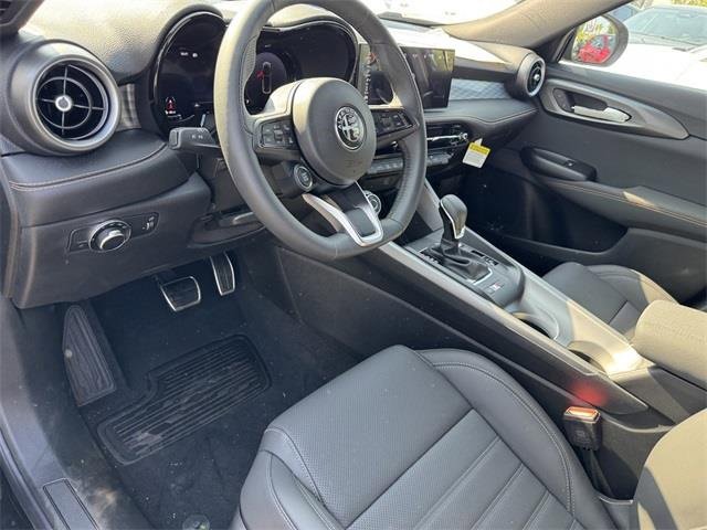 New 2025 Alfa Romeo Tonale w/ Premium Package image 12