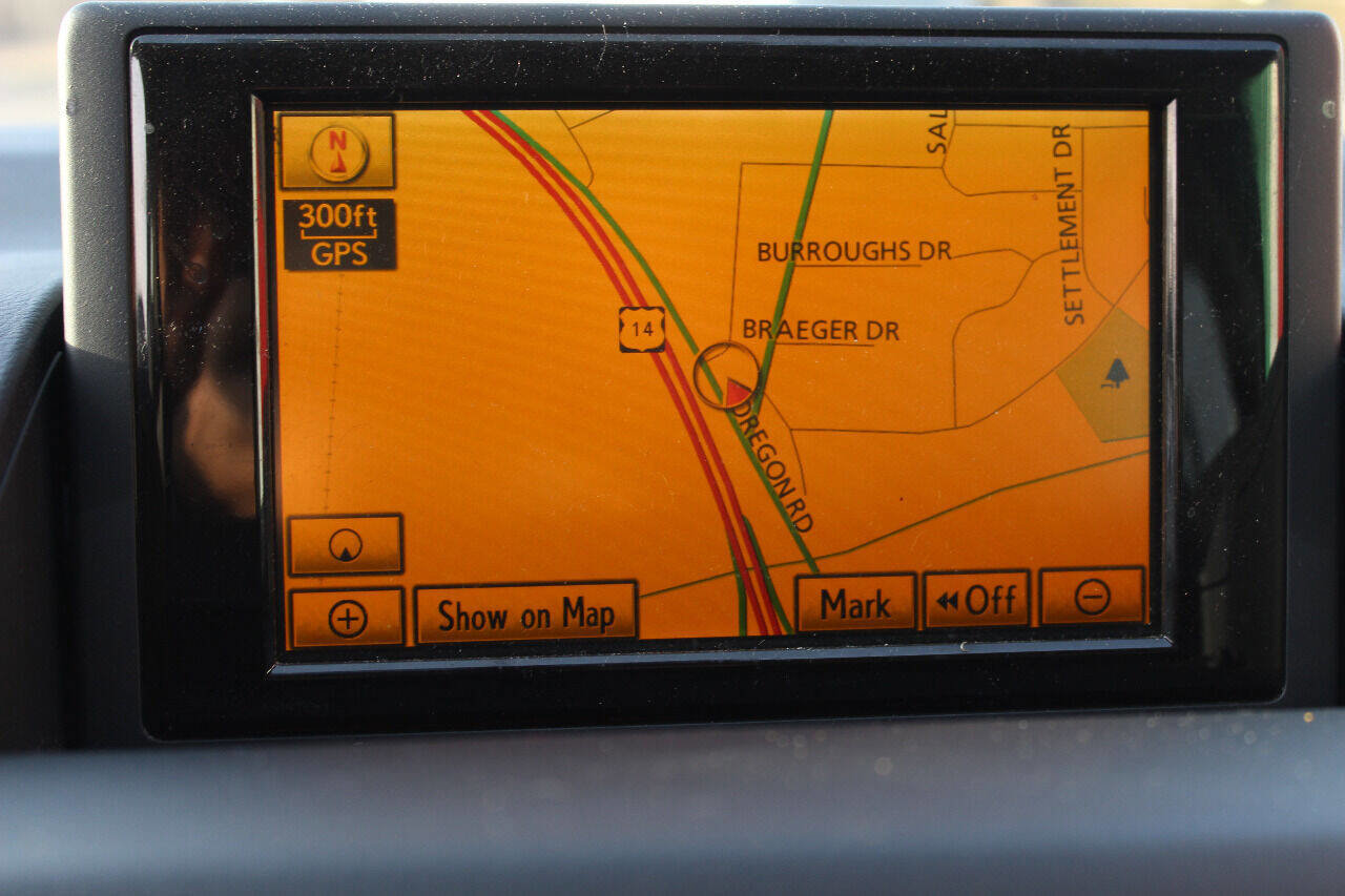 Used 2012 Lexus CT 200h Premium image 17