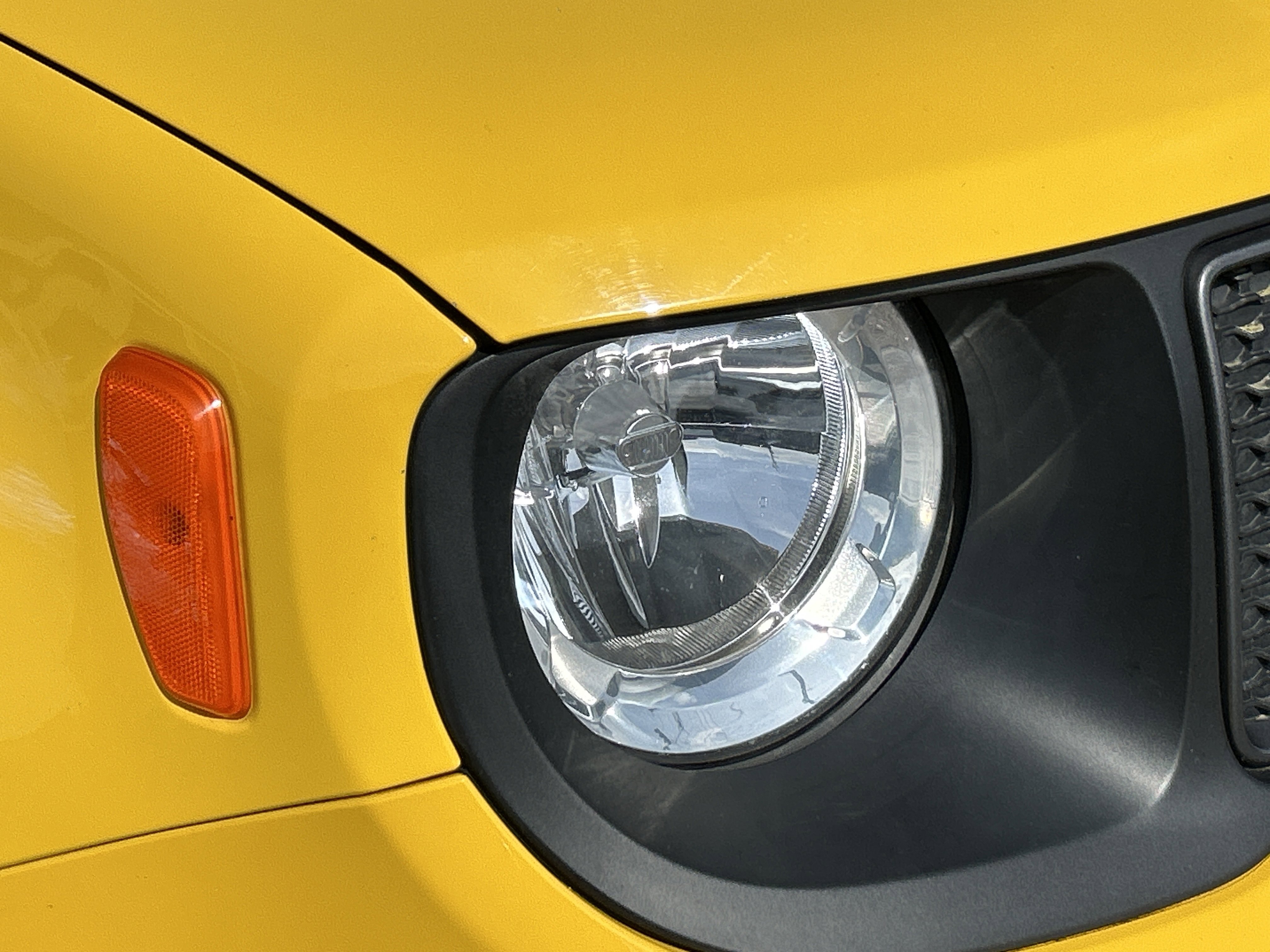 Used 2023 Jeep Renegade Trailhawk AWD/4WD image 6