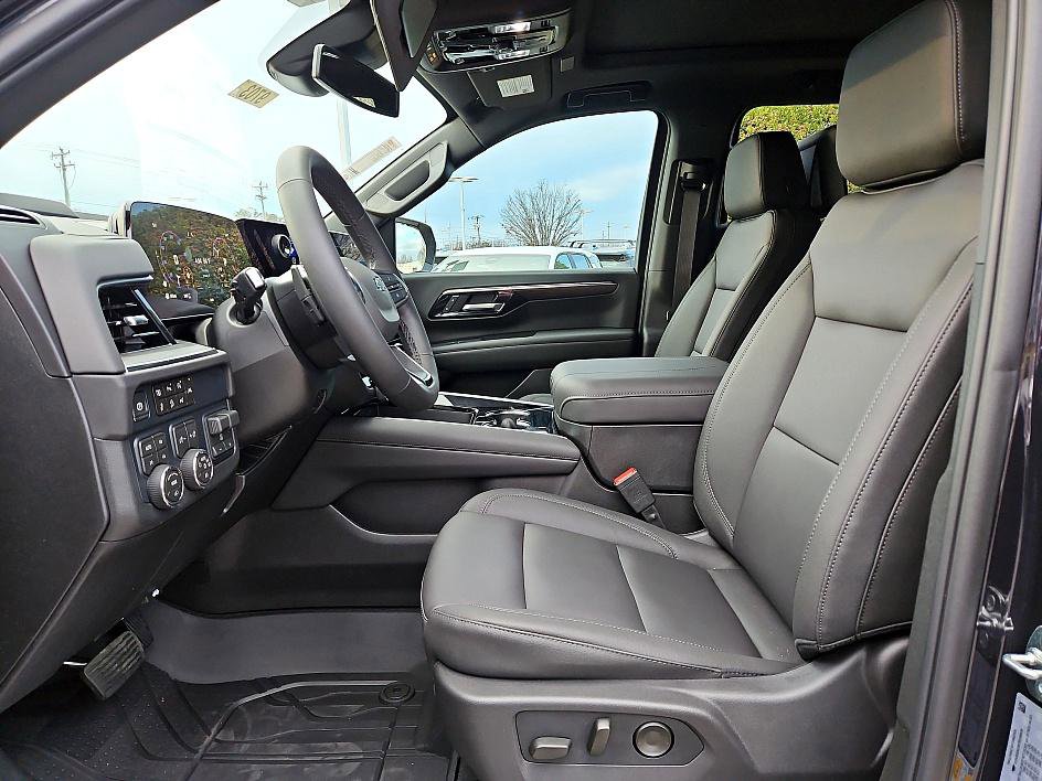 New 2026 Chevrolet Suburban Z71 w/ Z71 Off-Road Package image 9