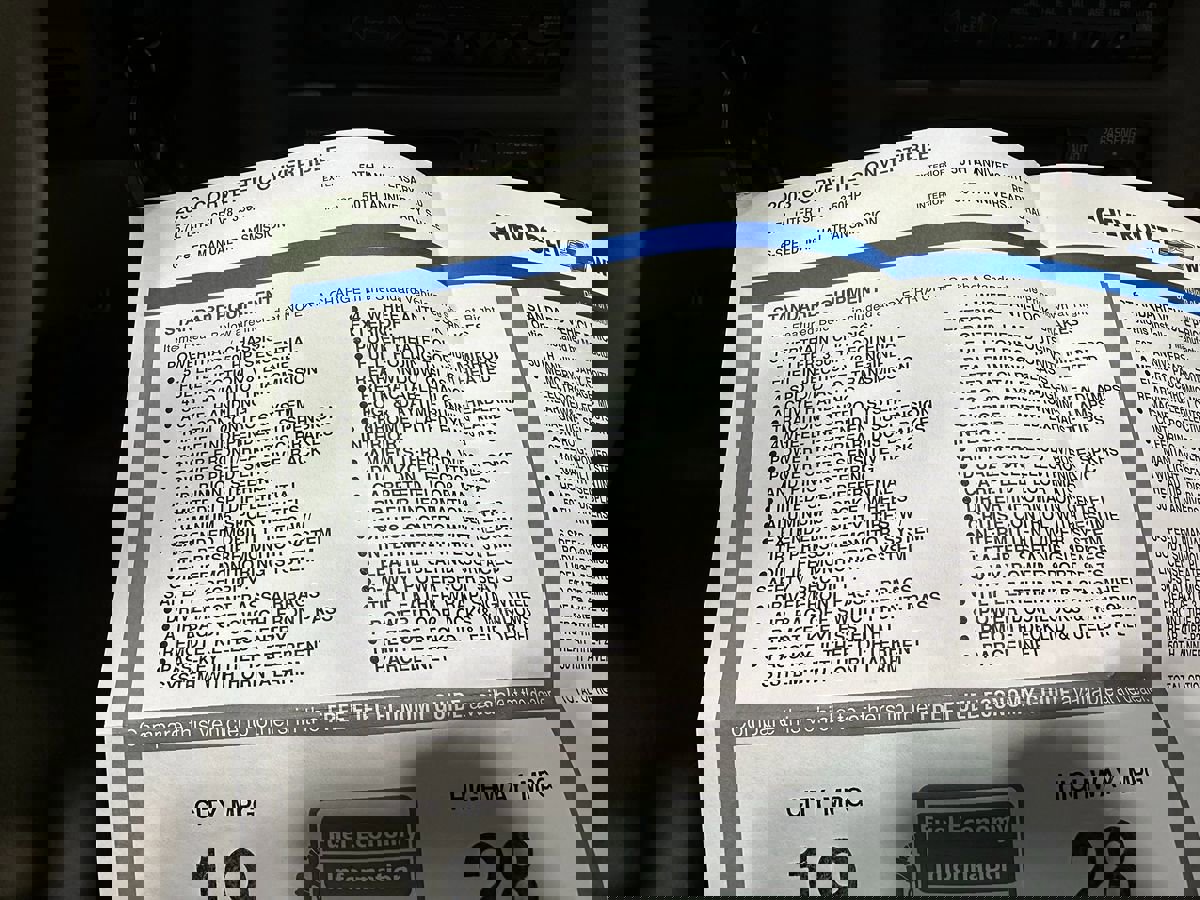 Used 2003 Chevrolet Corvette Convertible w/ Preferred Equipment Group1 image 28