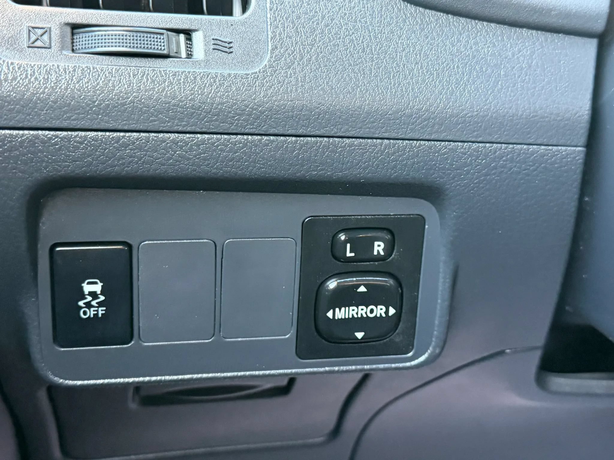 Used 2011 Toyota Corolla S FWD image 24