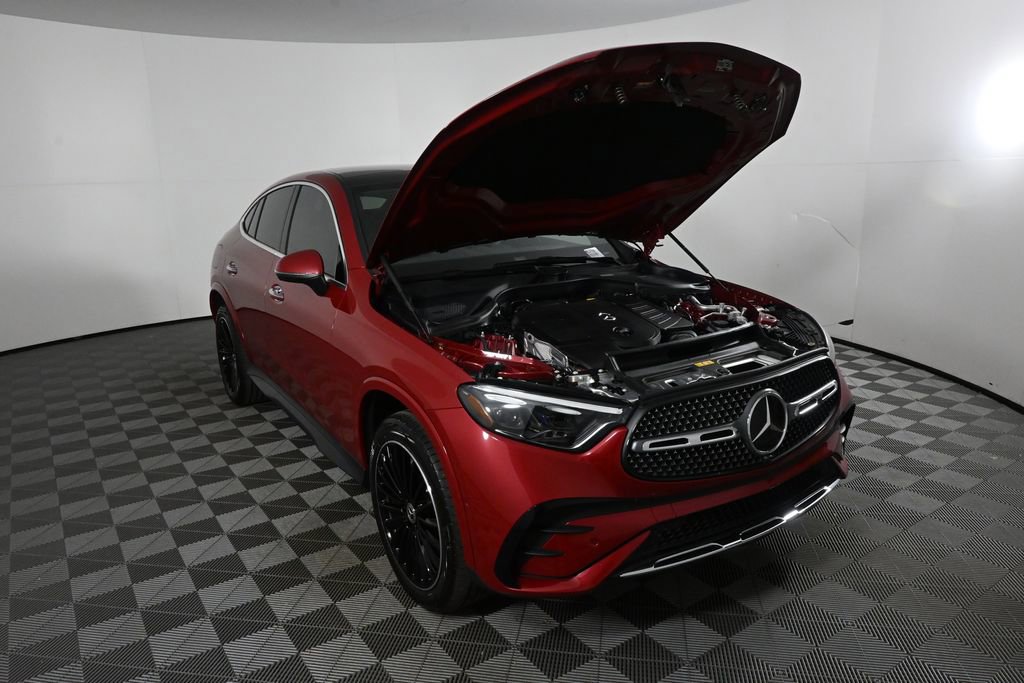 Certified 2024 Mercedes-Benz GLC 300 4MATIC image 33