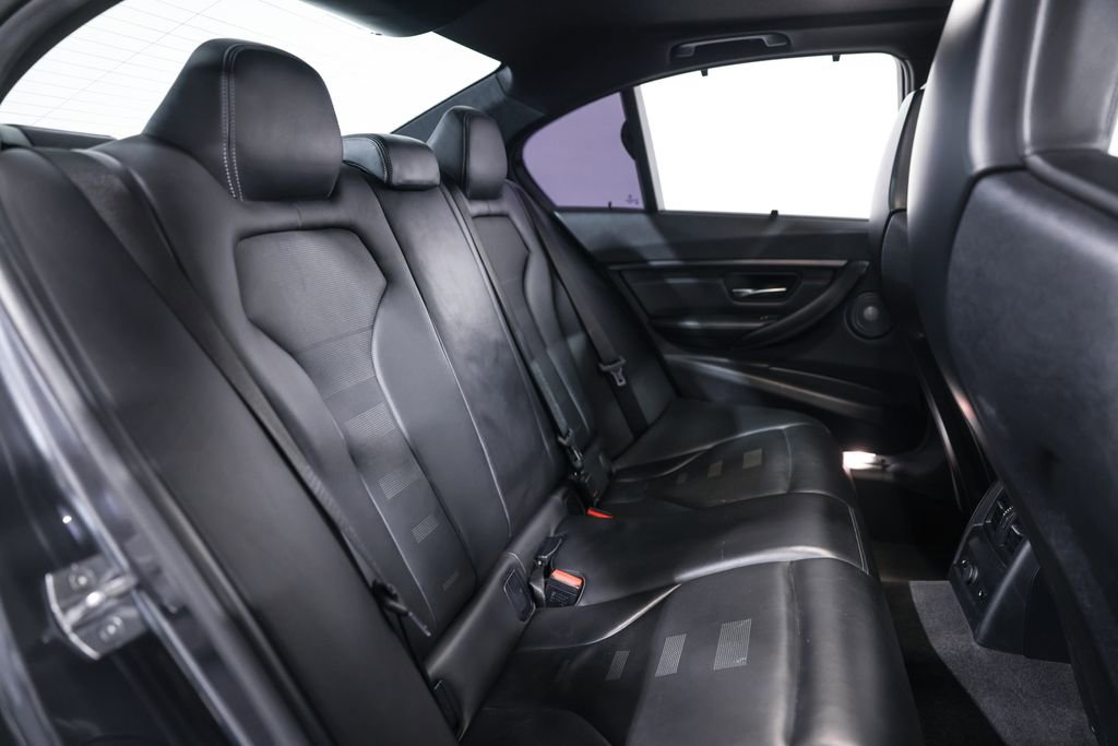Used 2017 BMW M3 RWD image 30