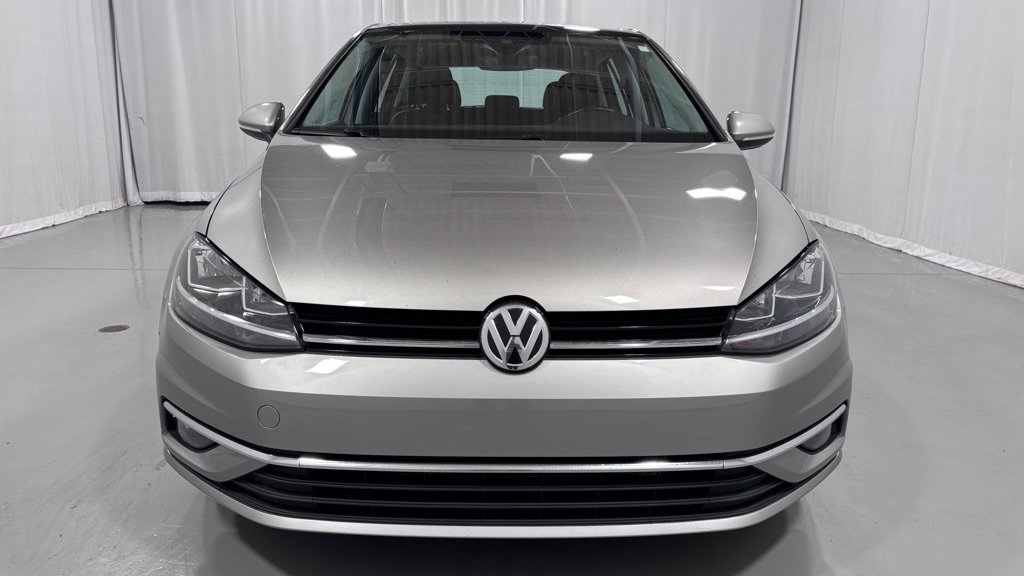 Used 2019 Volkswagen Golf SE w/ Driver Assistance Package FWD image 2