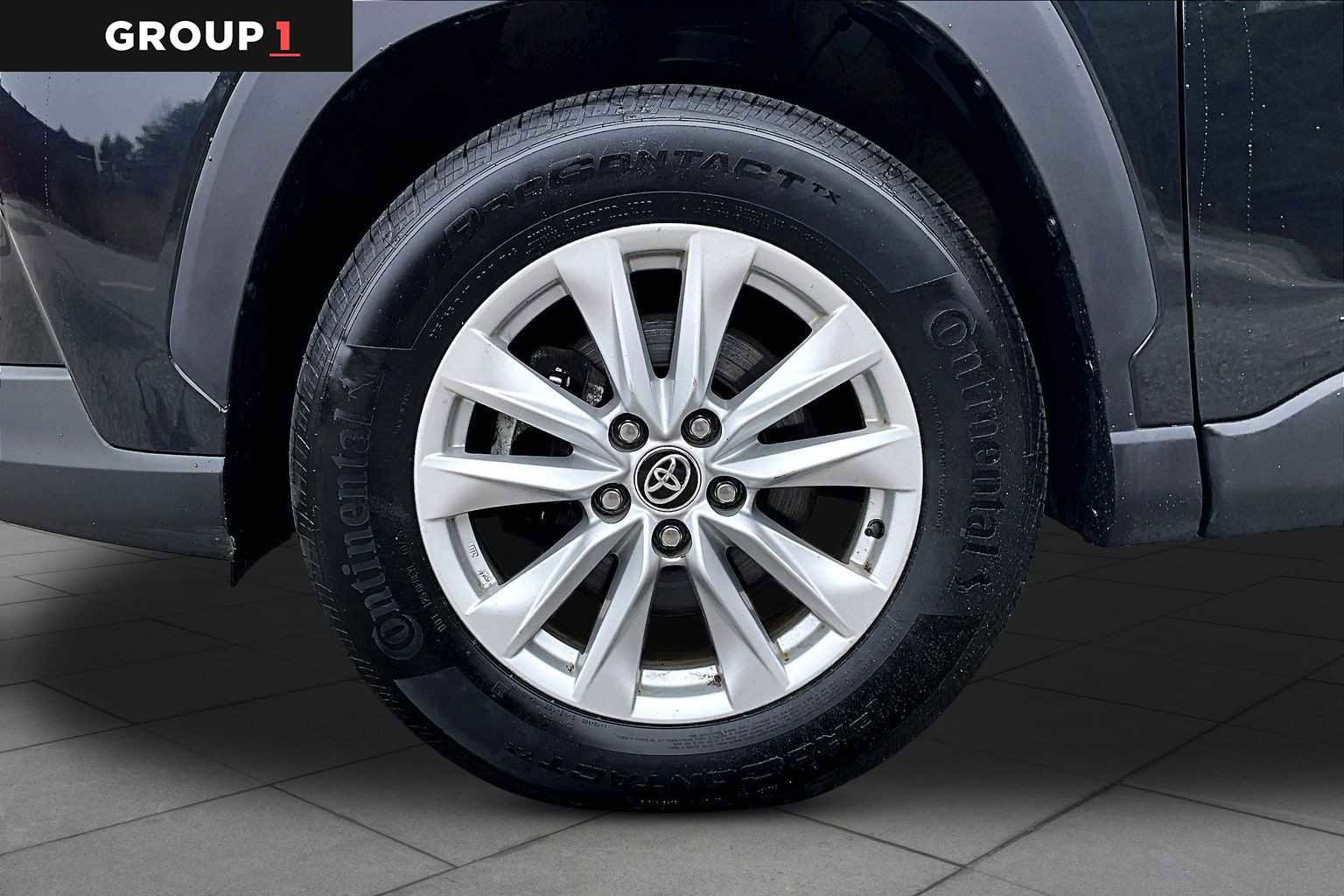 Certified 2022 Toyota Corolla Cross LE w/ Black Badges Package (TMS) AWD/4WD image 11