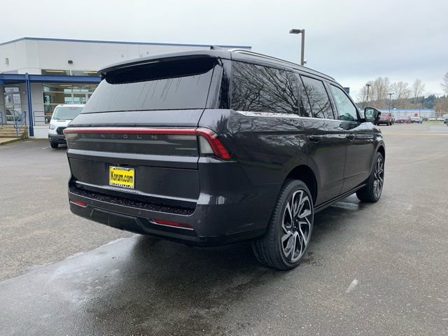 New 2026 Lincoln Navigator Reserve AWD/4WD image 8