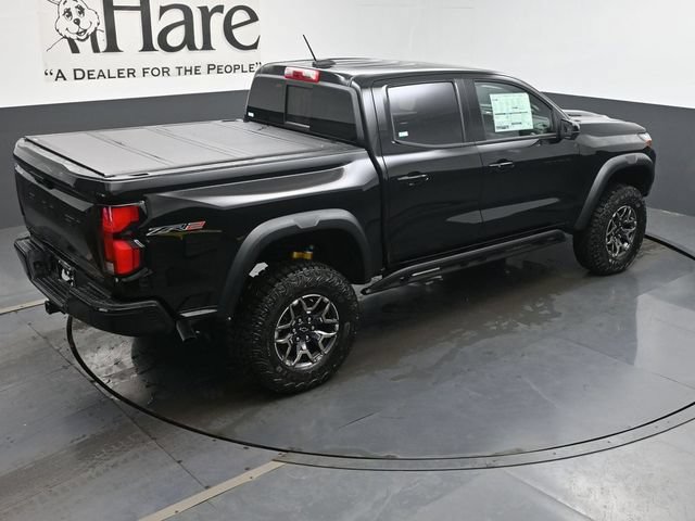 New 2026 Chevrolet Colorado ZR2 w/ Technology Package AWD/4WD image 18