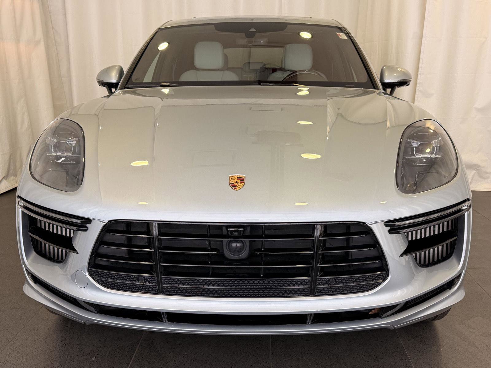 Certified 2020 Porsche Macan Turbo image 6