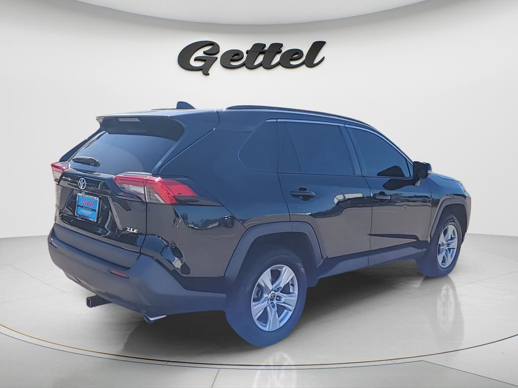 Certified 2021 Toyota RAV4 XLE image 5